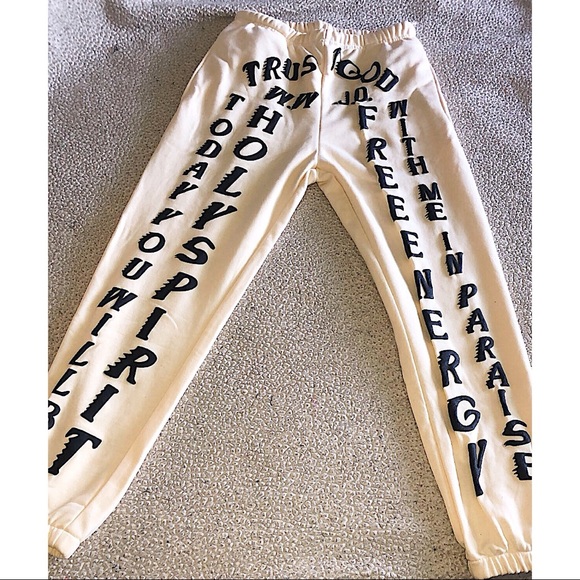 💕😍❤️MAKE AN OFFER! SWEATPANTS BUNDLE😍💕 - Picture 3 of 4